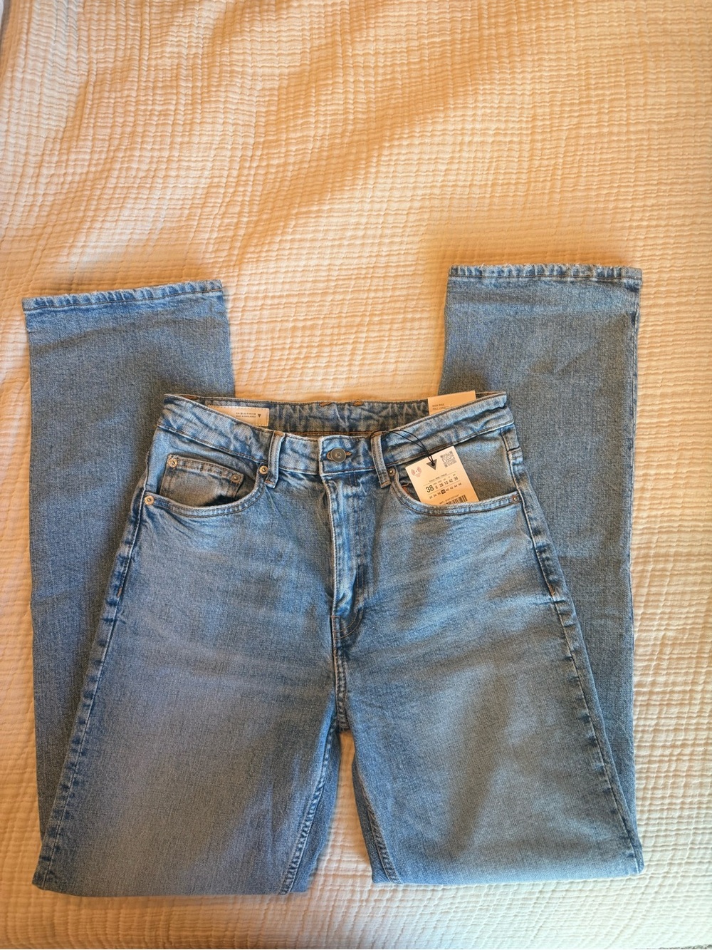 Zara Light Blue Straight-Leg Women’s Jeans